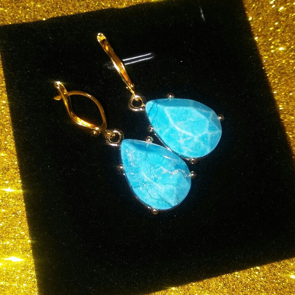 The Jamestown Earring